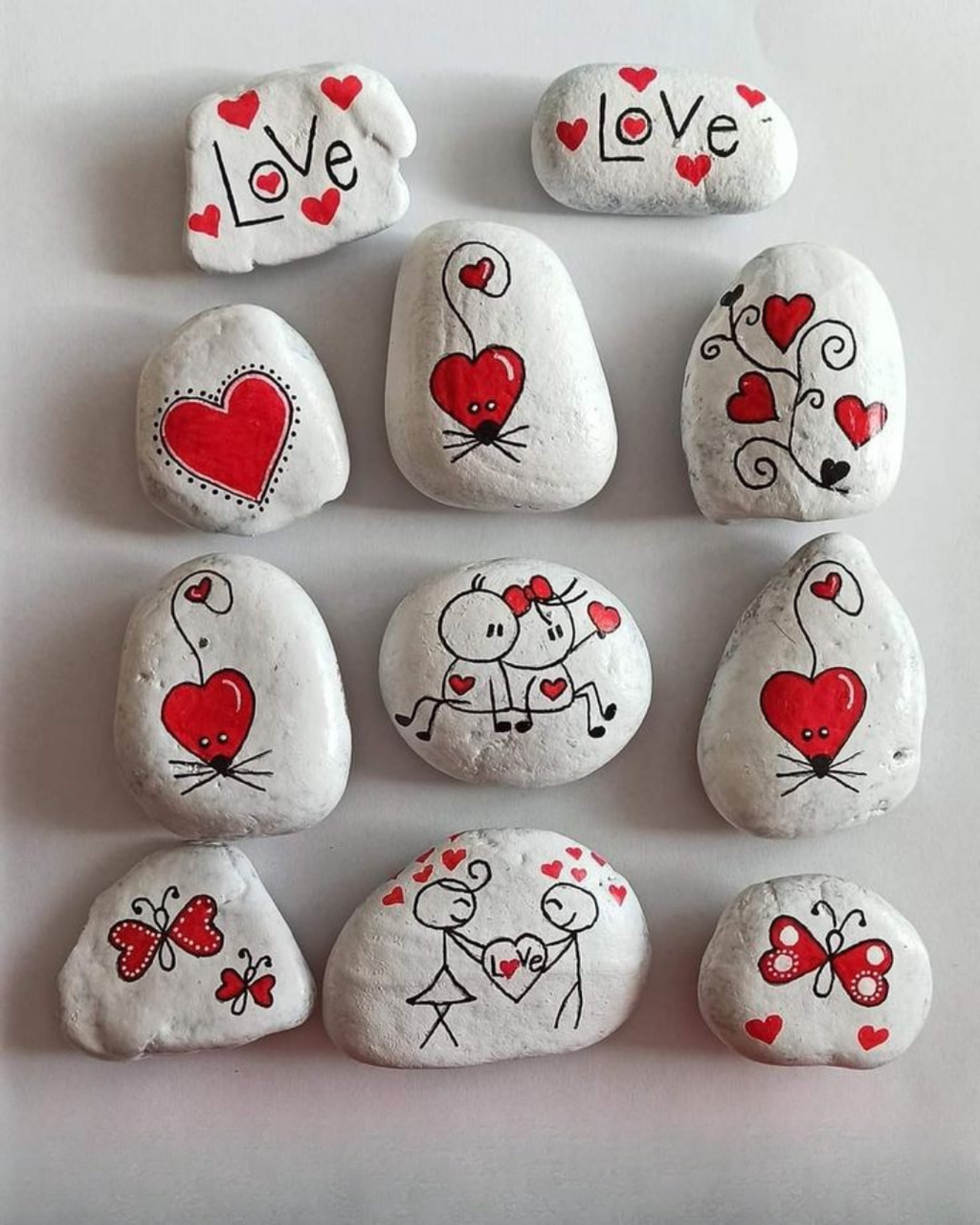 Hand-Painted Rock Art Set – Handmade Decorative Stones
